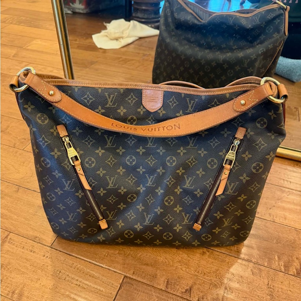 Louis Vuitton Delightful MM Monogram Hobo Bag Brown Canvas Leather Shoulder Bag